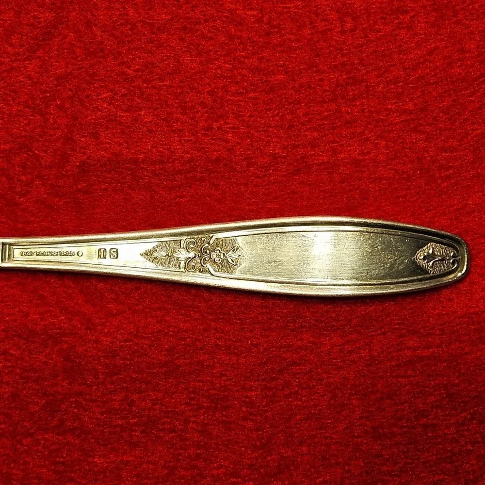 1847 Rogers Bros Silver-Plate Silverware - Lot of 11 Salad Forks w/Silvercloth